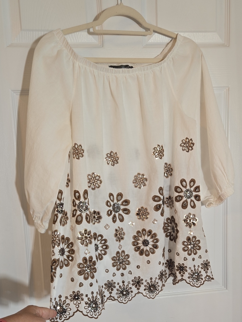 Sandro Ferrone Italy White Embroidered Peasant Top Gold Sequins Scalloped Size L
